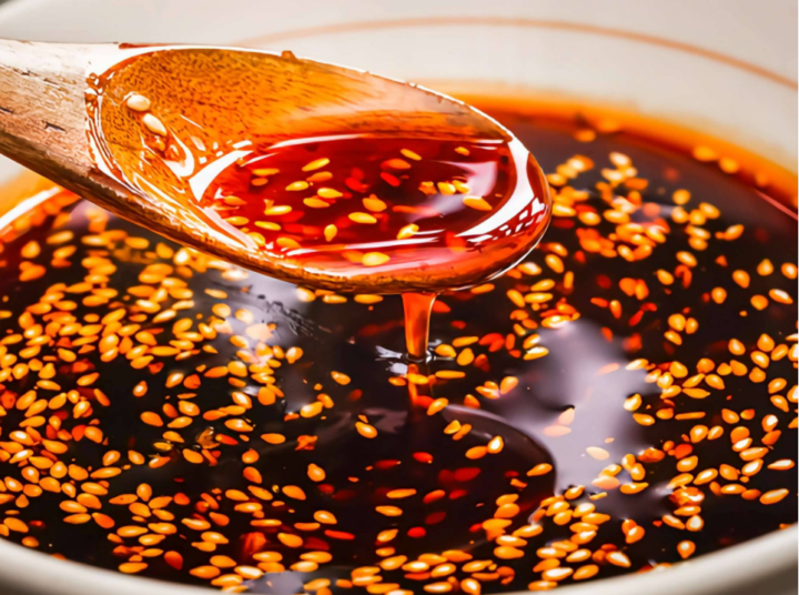 秘制超辣如何做辣椒油红油+辣椒技术配方酱技术配方资料-1